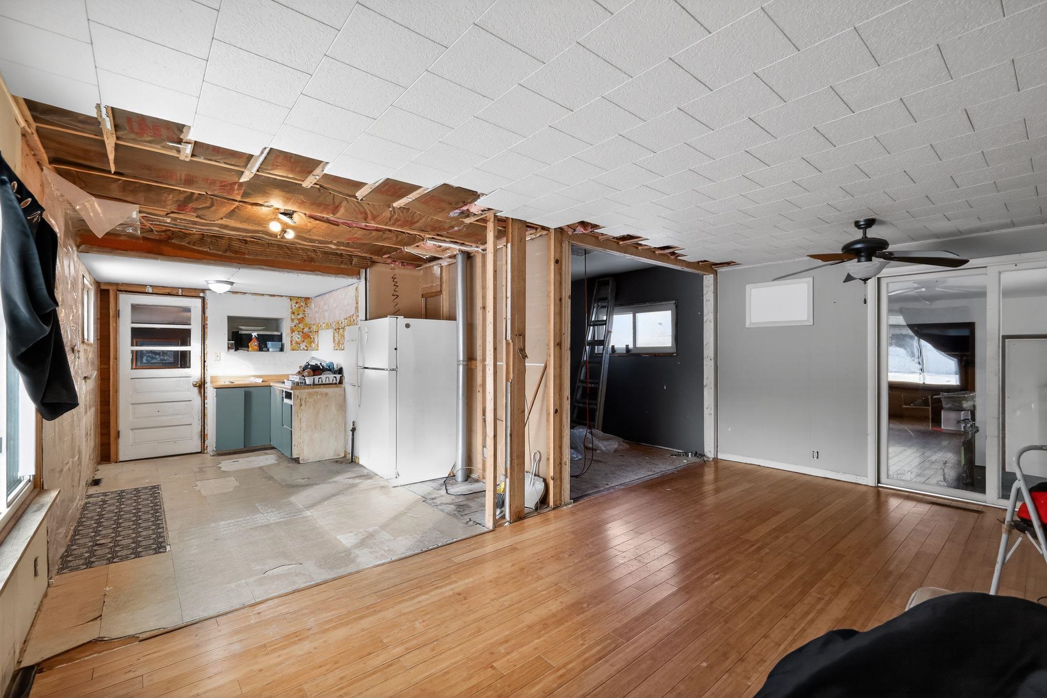 471 North Fulton Street Princeton, WI 54968 - Photo 8 of 25