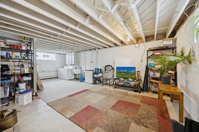 $166,000 | 1494 21st Avenue Northwest, Unit 4, New Brighton, MN 55112