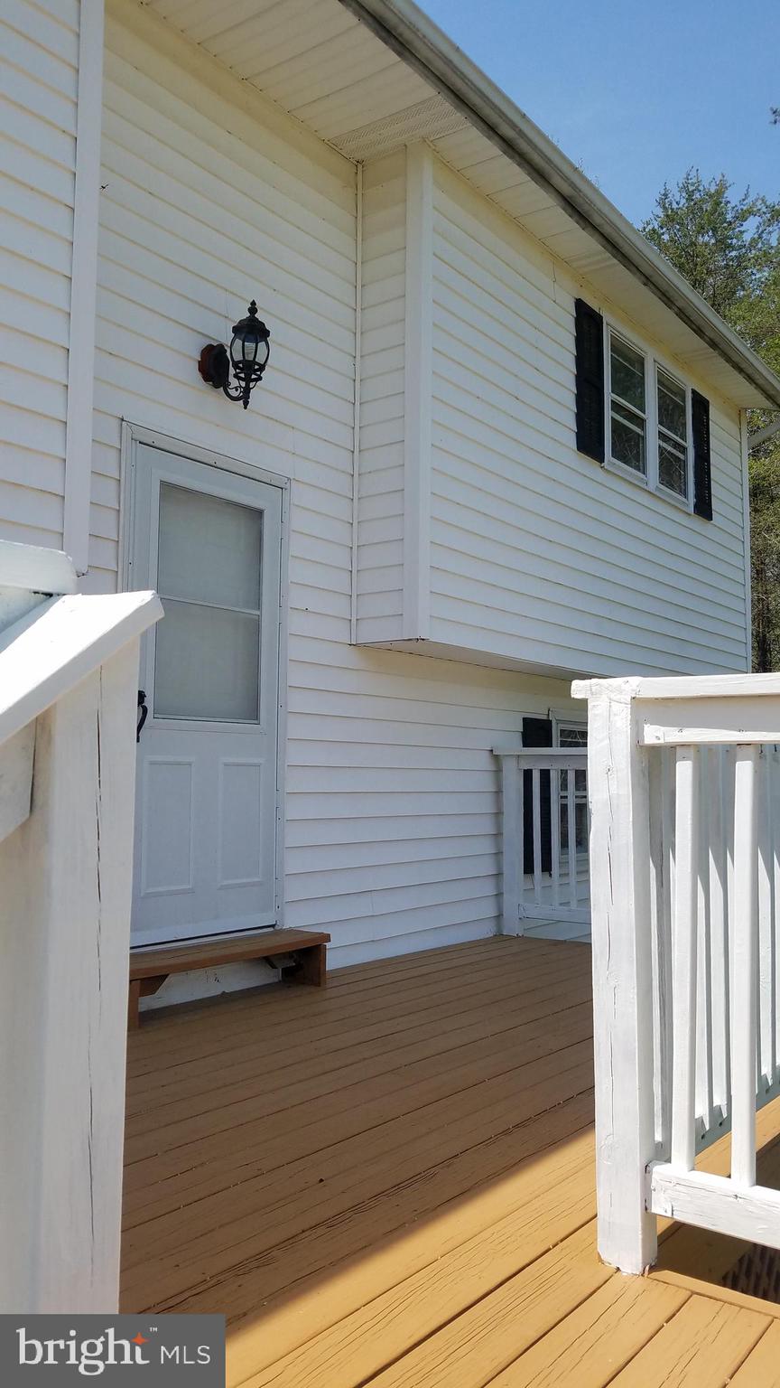 6702 Block House Road Spotsylvania, VA 22551 - Photo 8 of 39 Front porch and entrace