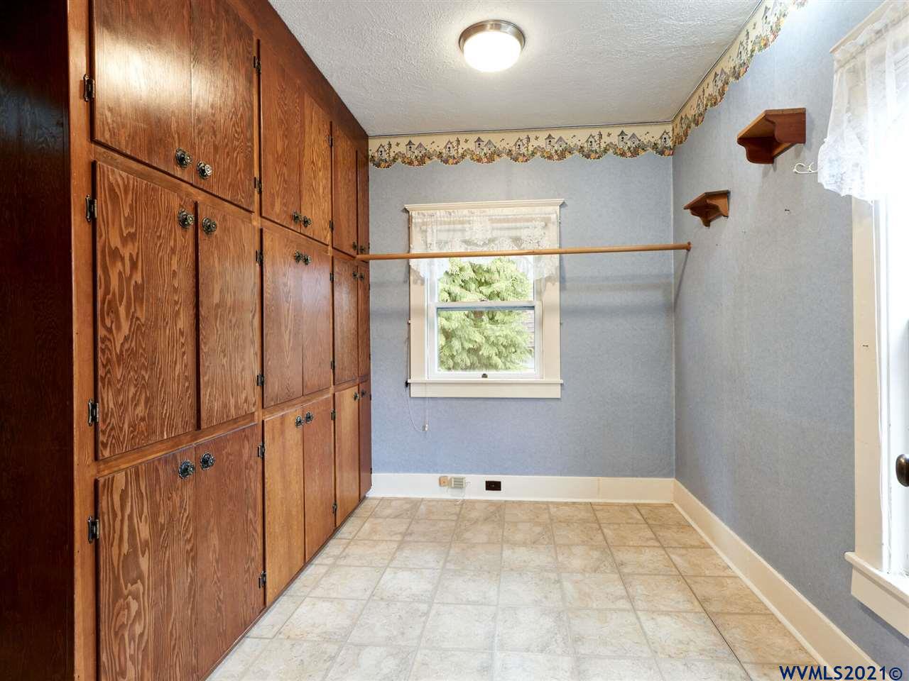 341 Southeast 4th Avenue Albany, OR 97321 - Photo 18 of 38