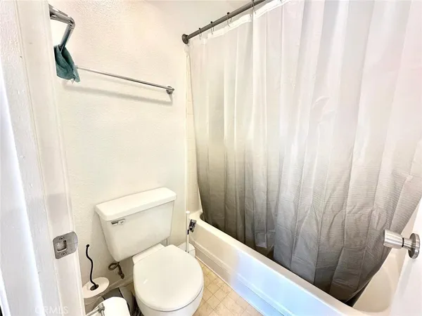 $284,900 | 2554 Olive Drive, Palmdale, CA 93550