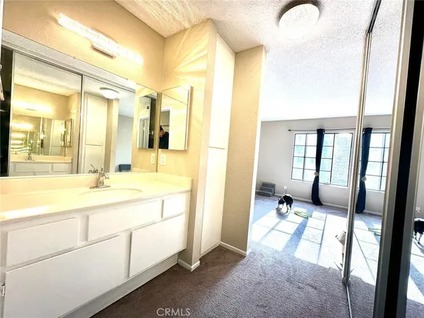 $284,900 | 2554 Olive Drive, Palmdale, CA 93550