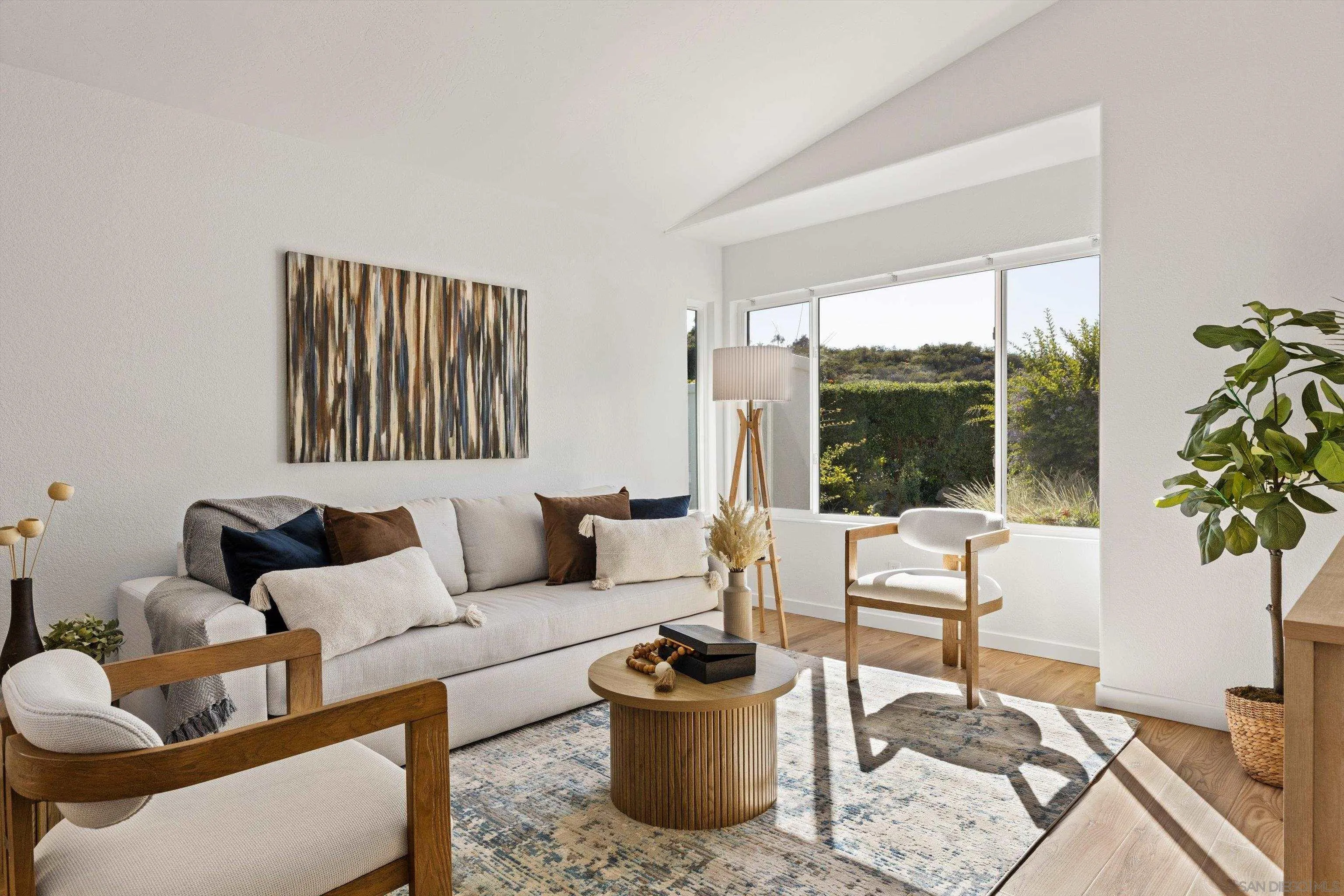 4640 Waverly Road Oceanside, CA 92056 - Photo 10 of 49 Gallery Image 10
