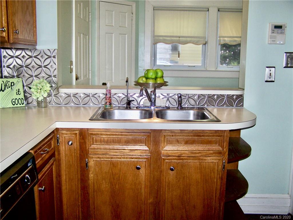 113 Brookhill Road Shelby, NC 28150 - Photo 8 of 17 Gallery Image 8