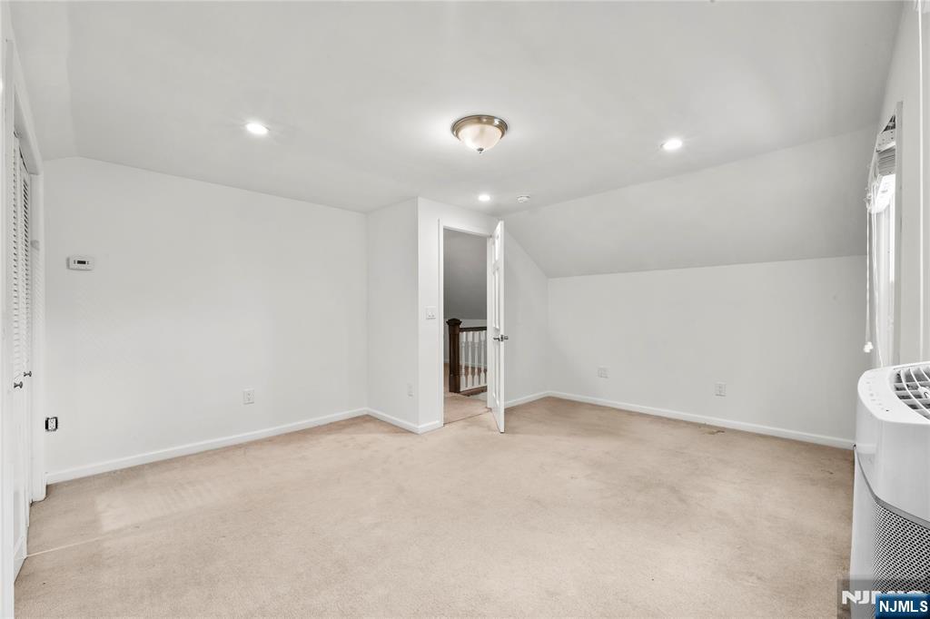 54 Chestnut Avenue Park Ridge, NJ 07656 - Photo 17 of 38 Gallery Image 17