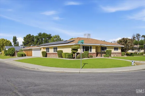 $379,900 | Undisclosed Address, Bakersfield, CA 93309