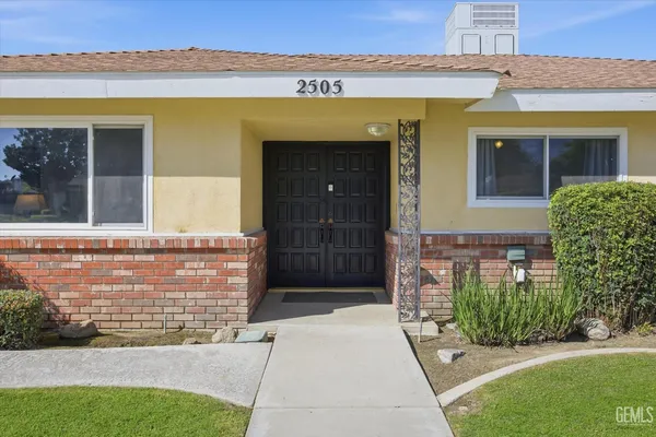 $379,900 | Undisclosed Address, Bakersfield, CA 93309