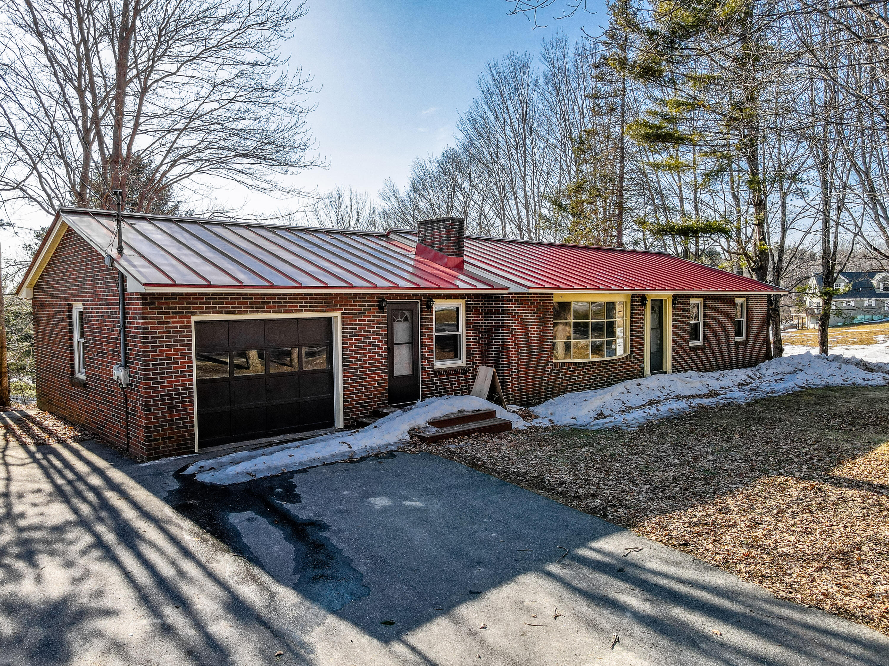 377 Hallowell Road Augusta, ME 04330 - Photo 3 of 37 Exterior3