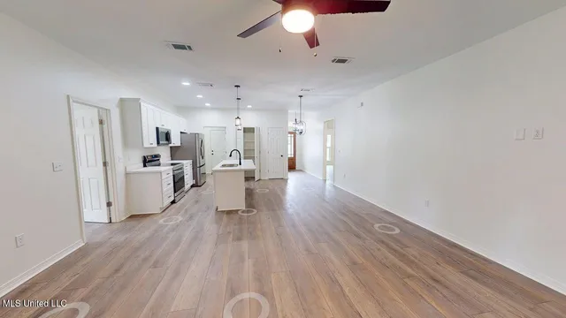 $299,900 | 502 Dynsmore Place, Long Beach, MS 39560