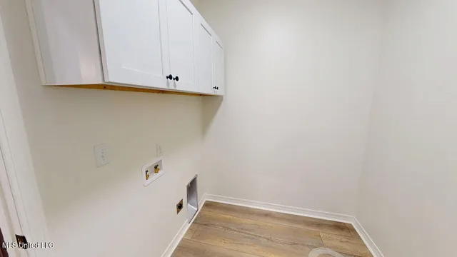 $299,900 | 502 Dynsmore Place, Long Beach, MS 39560