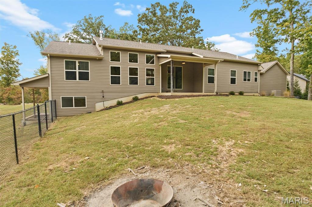 7102 Clayton Road Waterloo, IL 62298 - Photo 42 of 59