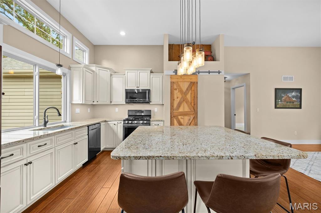 7102 Clayton Road Waterloo, IL 62298 - Photo 5 of 59