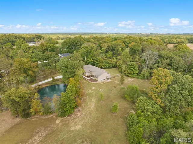 $659,000 | 7102 Clayton Road, Waterloo, IL 62298