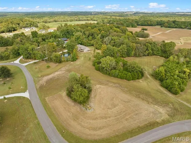 $659,000 | 7102 Clayton Road, Waterloo, IL 62298