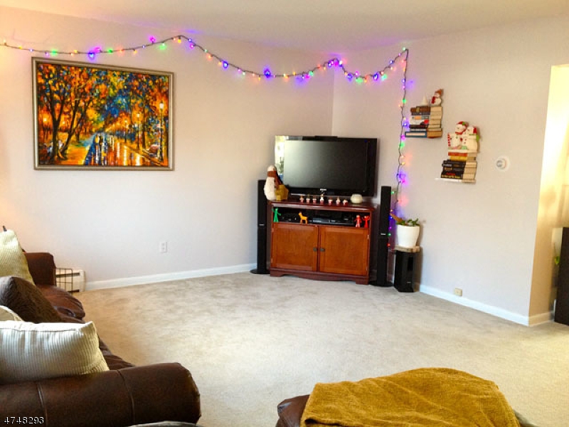 14 Walnut Parkway, Unit 2 Montclair, NJ 07042 - Photo 2 of 9