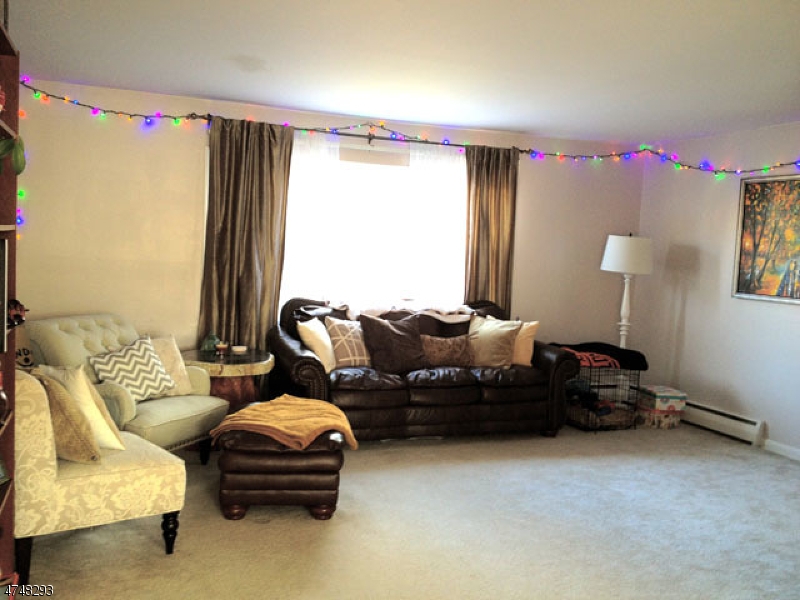 14 Walnut Parkway, Unit 2 Montclair, NJ 07042 - Photo 3 of 9