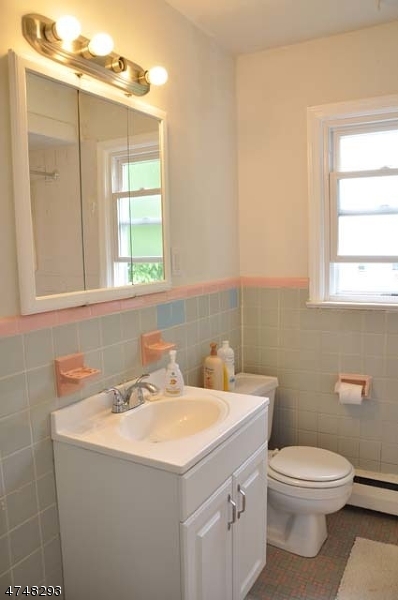 14 Walnut Parkway, Unit 2 Montclair, NJ 07042 - Photo 8 of 9