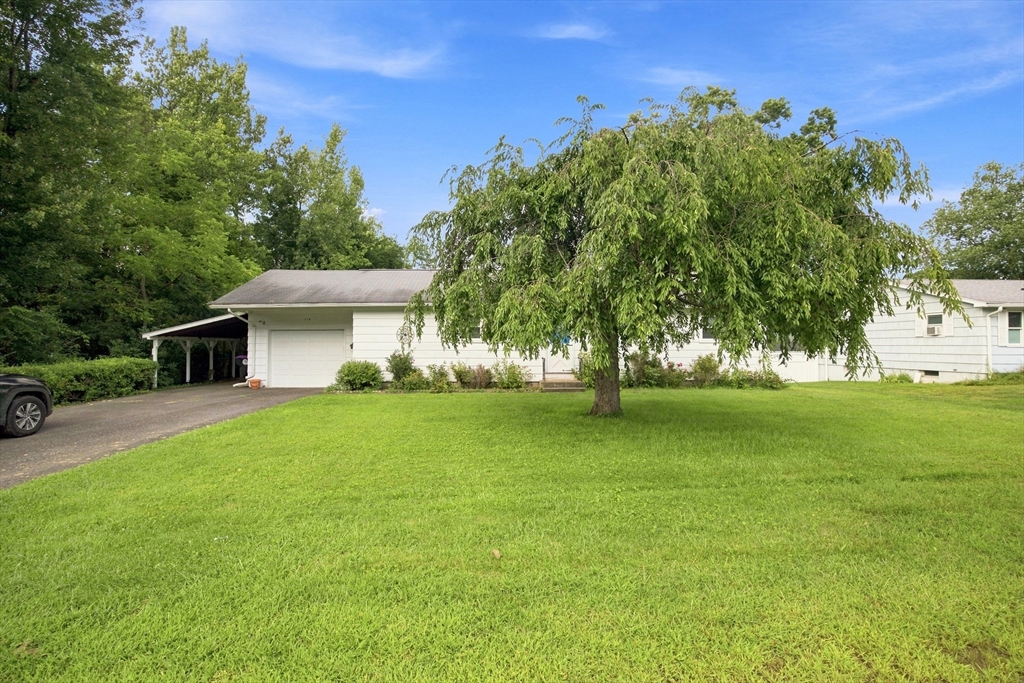 115 Bemis Road Holyoke, MA 01040 - Photo 4 of 29 Gallery Image 4
