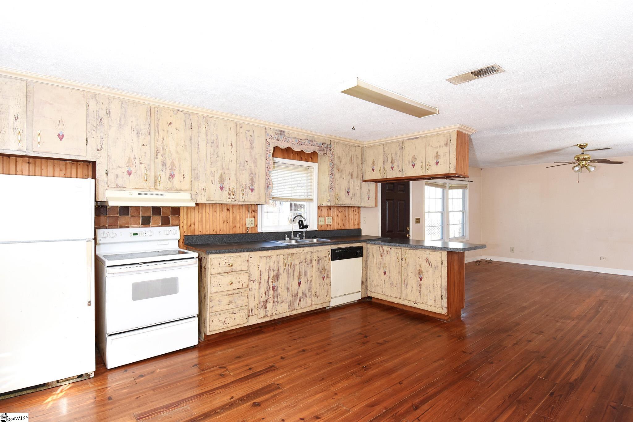 530 Wingo Road, Unit 526 Roebuck, SC 29376 - Photo 19 of 25 Rear Home #526