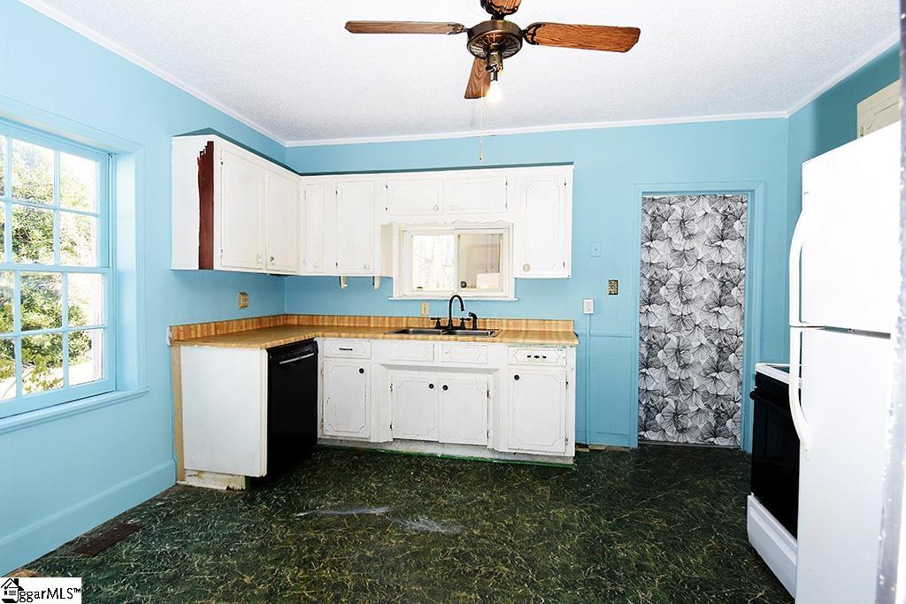 530 Wingo Road, Unit 526 Roebuck, SC 29376 - Photo 5 of 25 Front Home #530