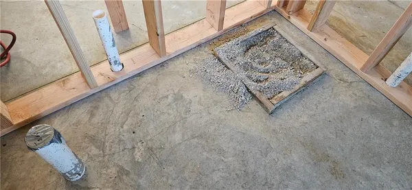 $137,000 | 1 Basswood Lane, Linn Valley, KS 66040