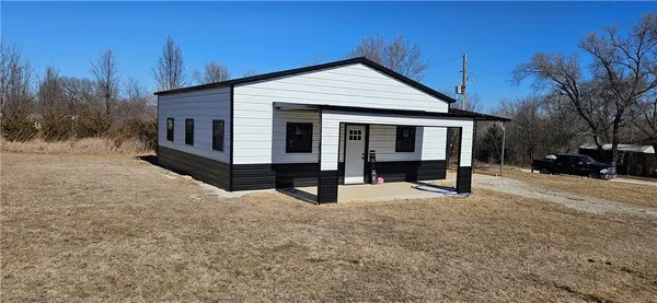 $137,000 | 1 Basswood Lane, Linn Valley, KS 66040