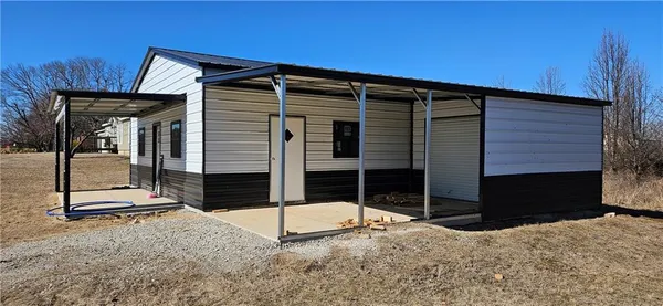 $137,000 | 1 Basswood Lane, Linn Valley, KS 66040