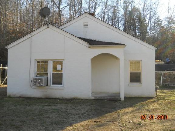 19 Ed Hankins Road Erin, TN 37061 - Photo 1 of 9 Front