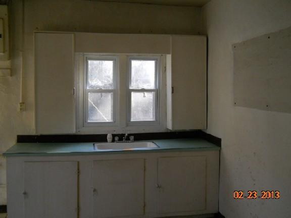 19 Ed Hankins Road Erin, TN 37061 - Photo 8 of 9 Kitchen