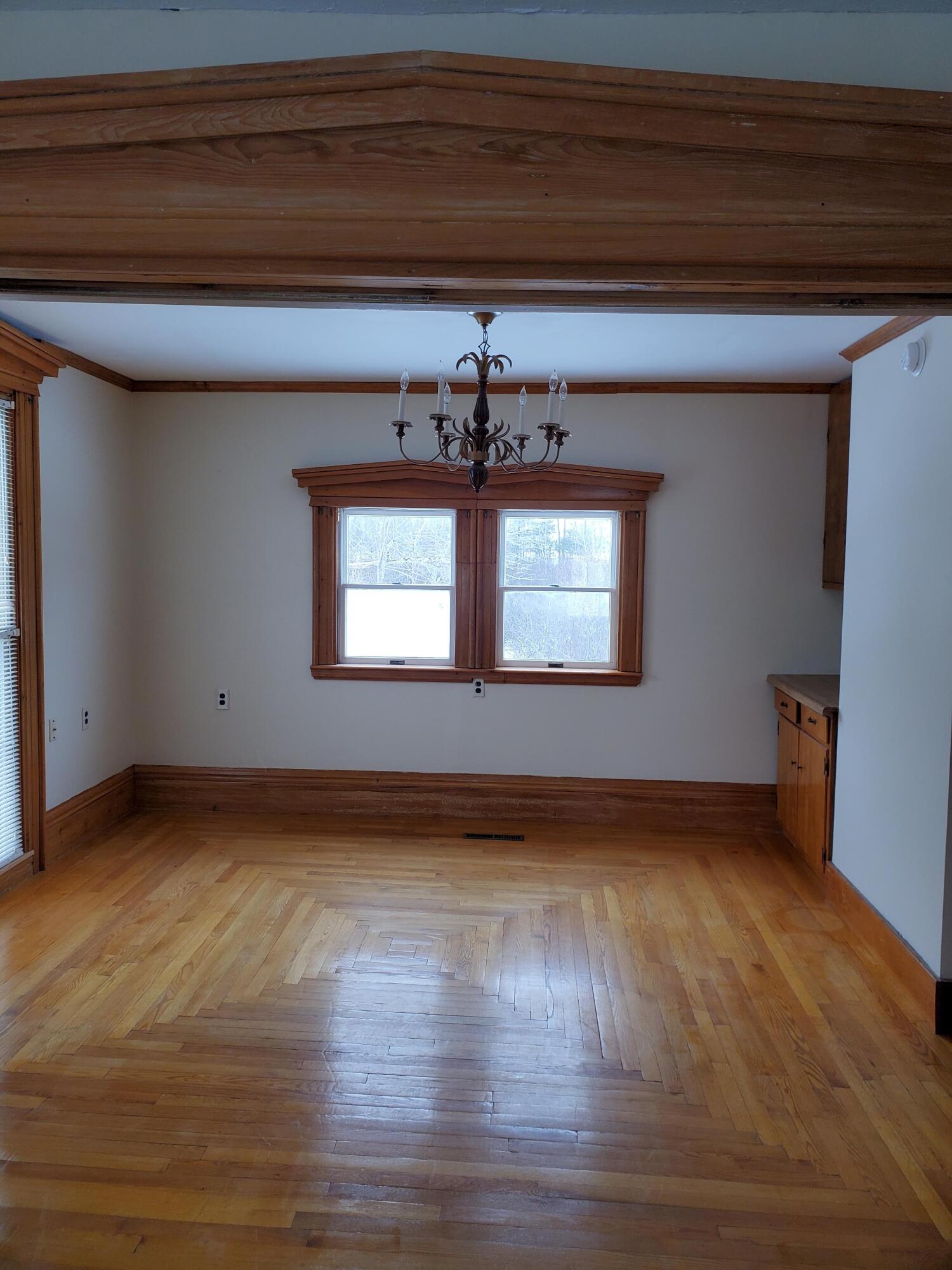 1032 South Union Road Union, ME 04862 - Photo 16 of 38 Dining room