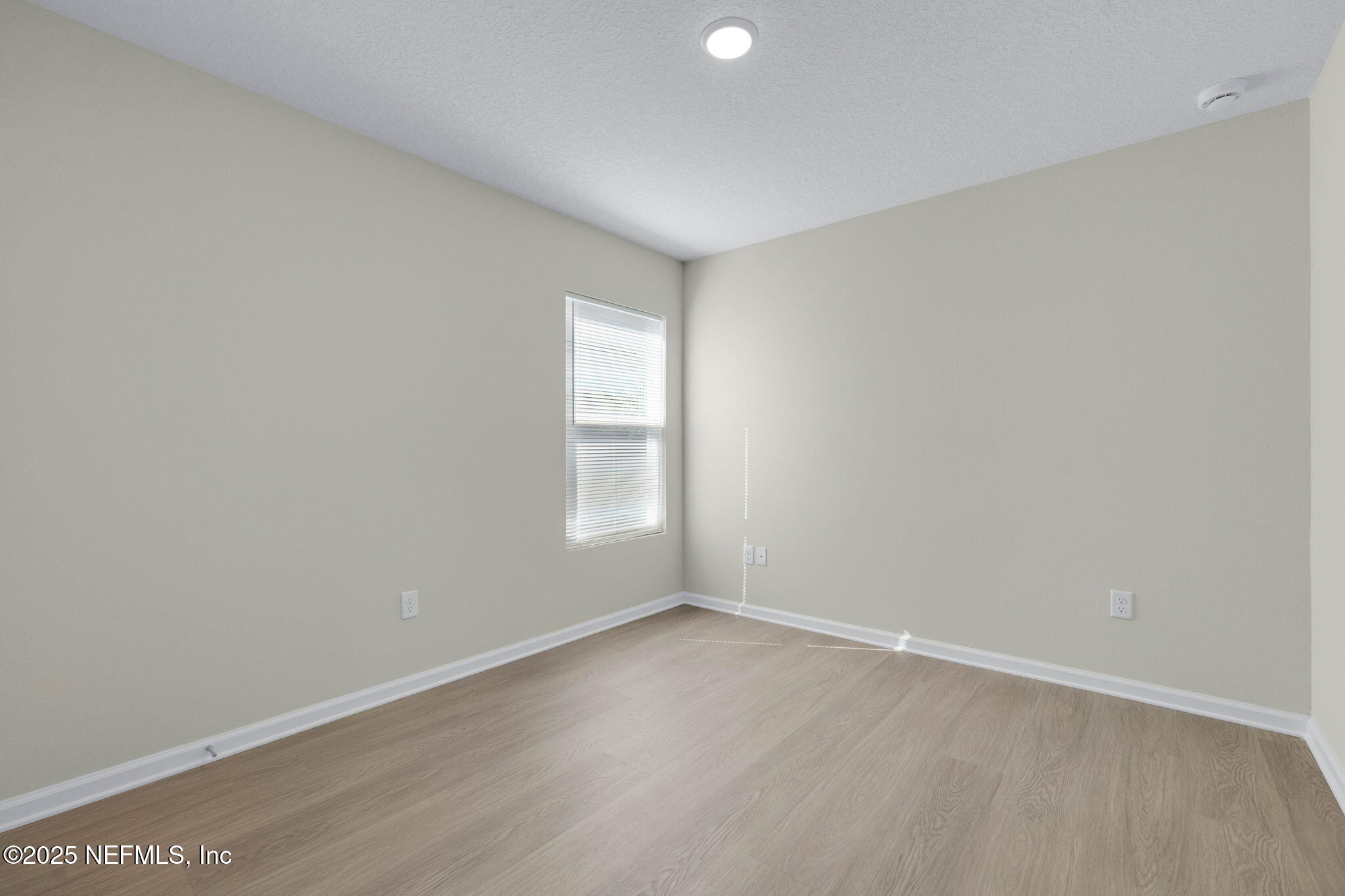 2015 Benedict Road Jacksonville, FL 32209 - Photo 22 of 26 Bedroom 3