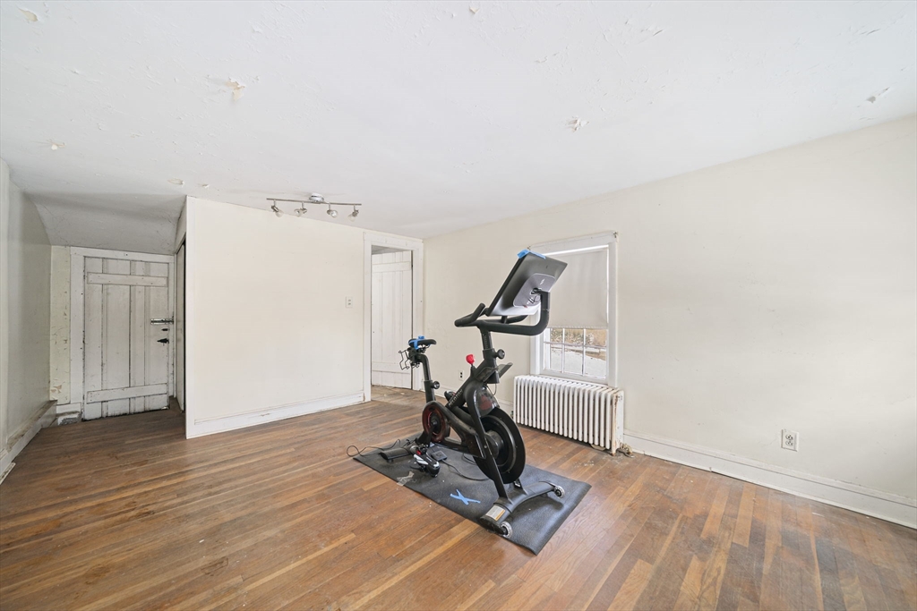 9 Barnes Road Hingham, MA 02043 - Photo 15 of 40