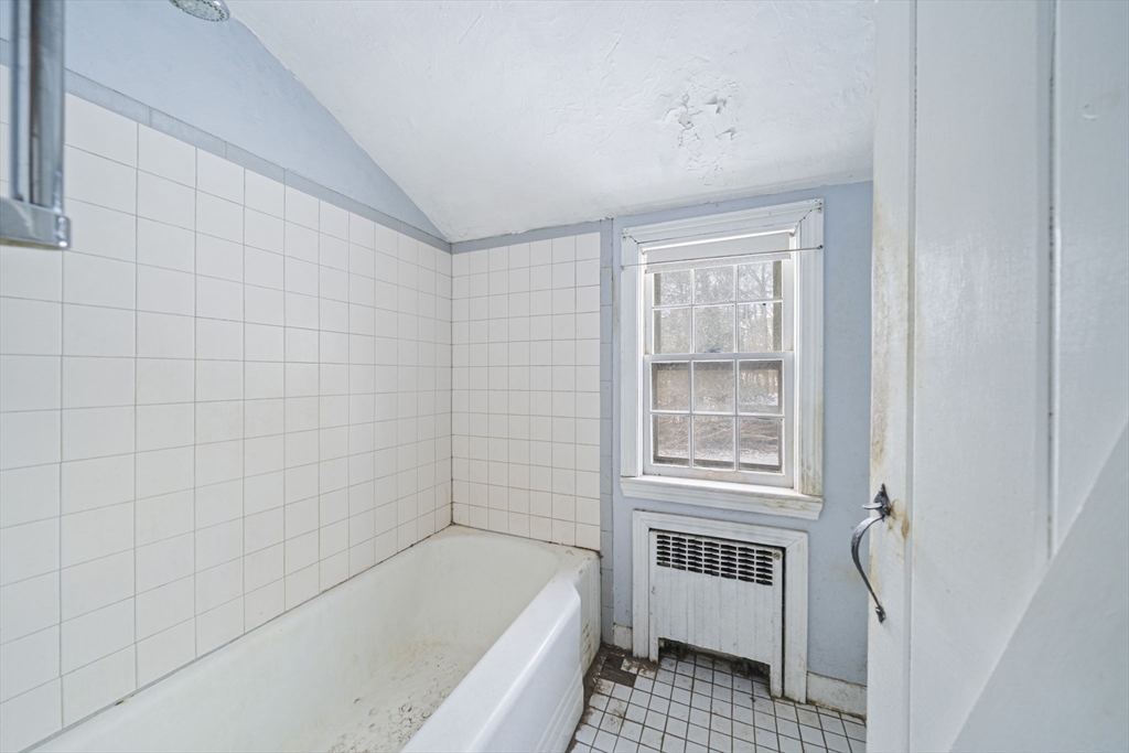 9 Barnes Road Hingham, MA 02043 - Photo 21 of 40