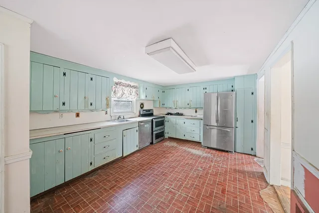 $799,900 | 9 Barnes Road, Hingham, MA 02043