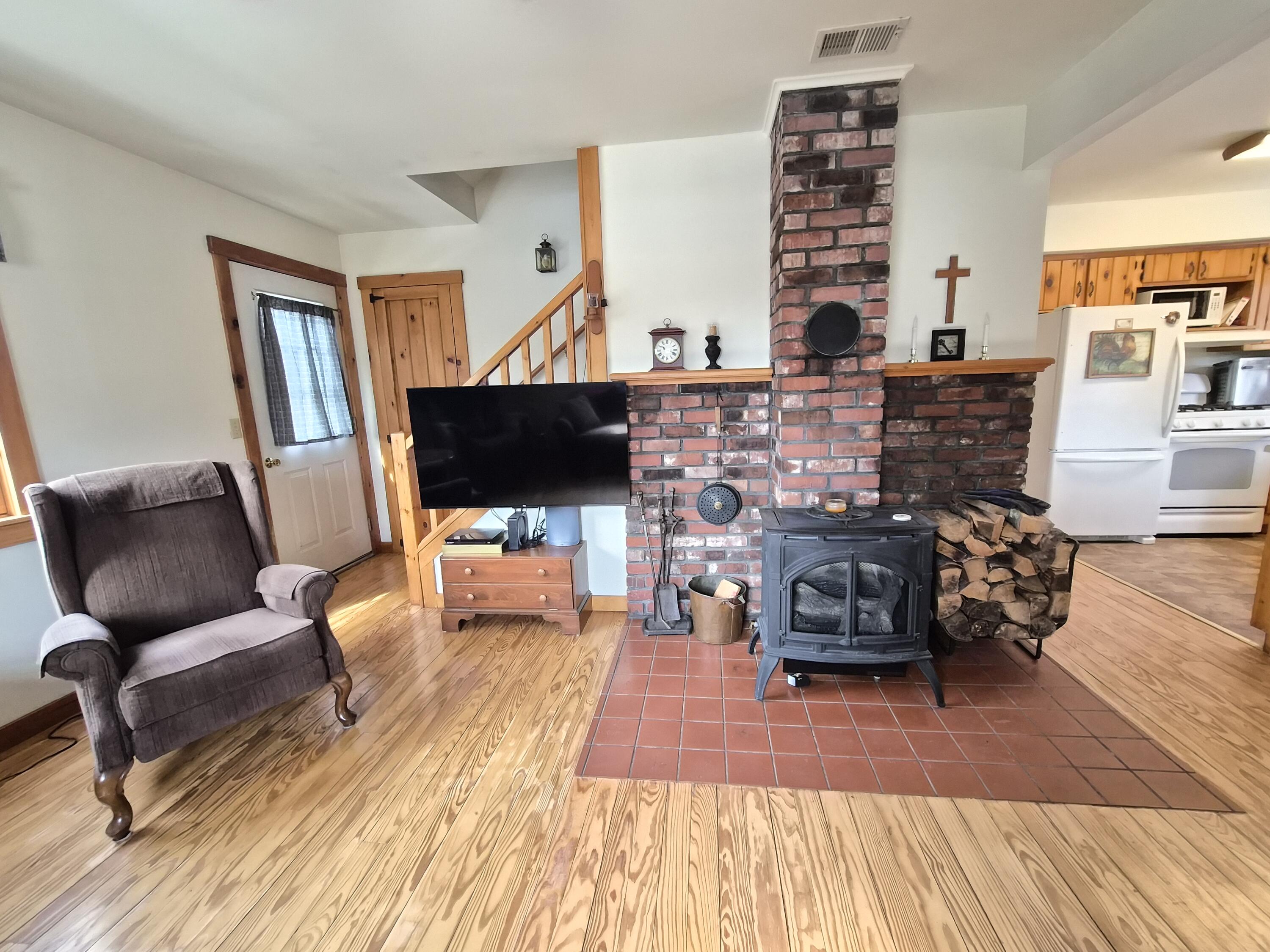 579 Federal Row Industry, ME 04938 - Photo 13 of 68 20260330_101838