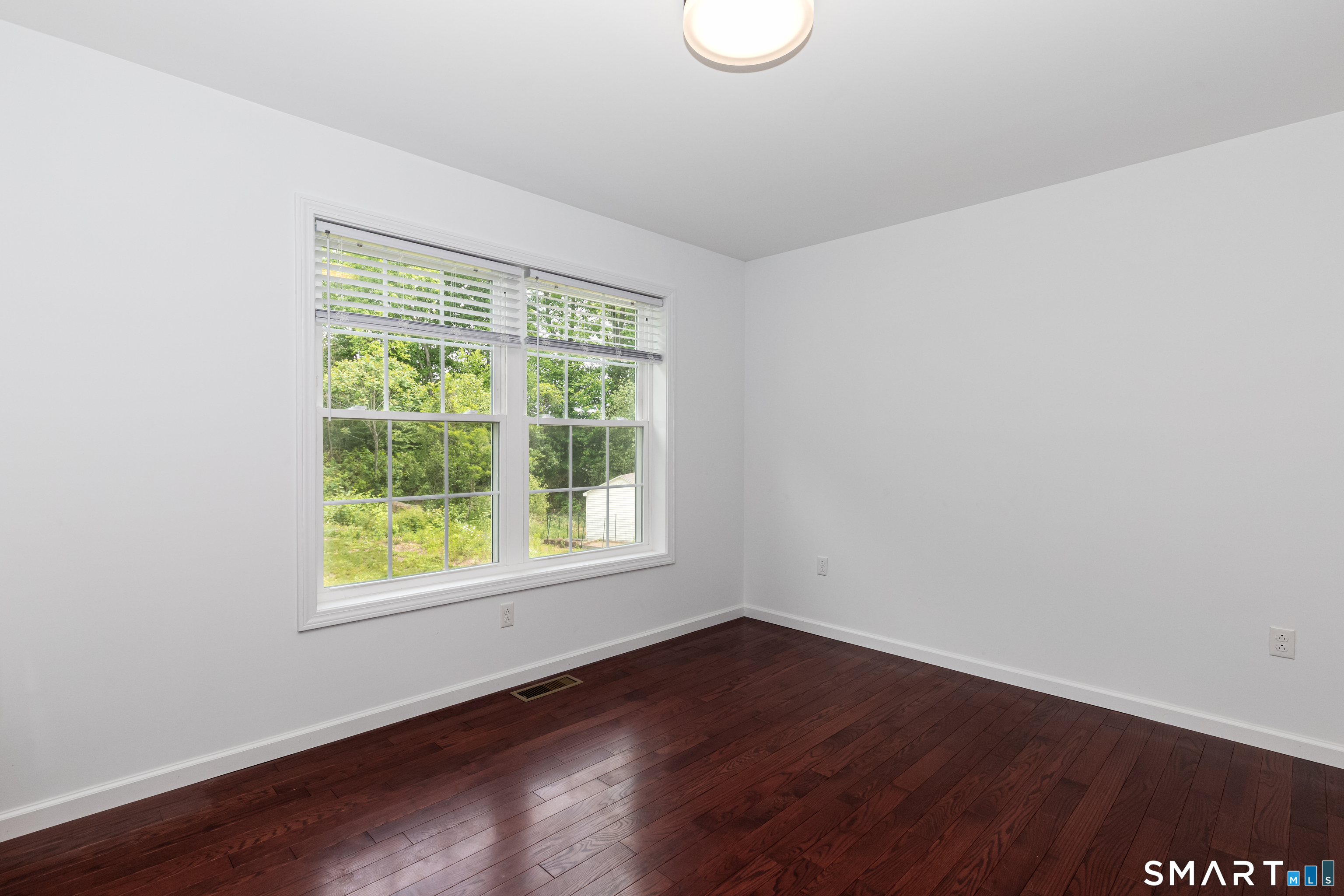 76 Beach Road Wolcott, CT 06716 - Photo 14 of 28