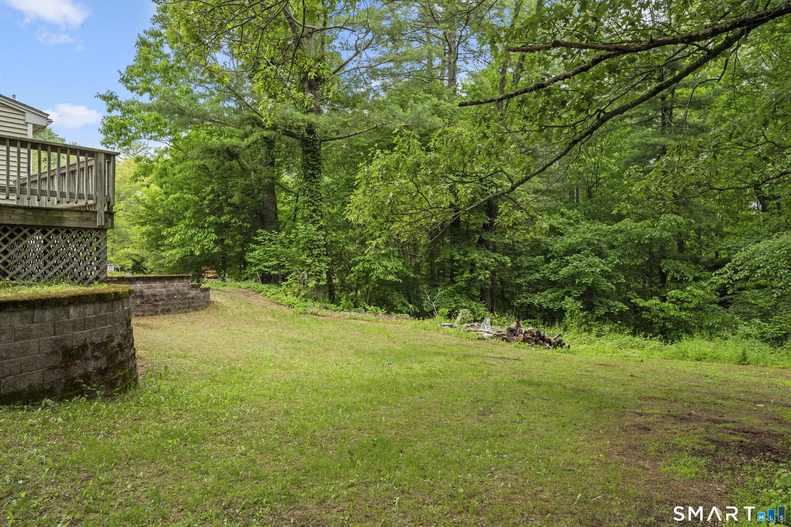 558 Wauregan Road Brooklyn, CT 06234 - Photo 23 of 30