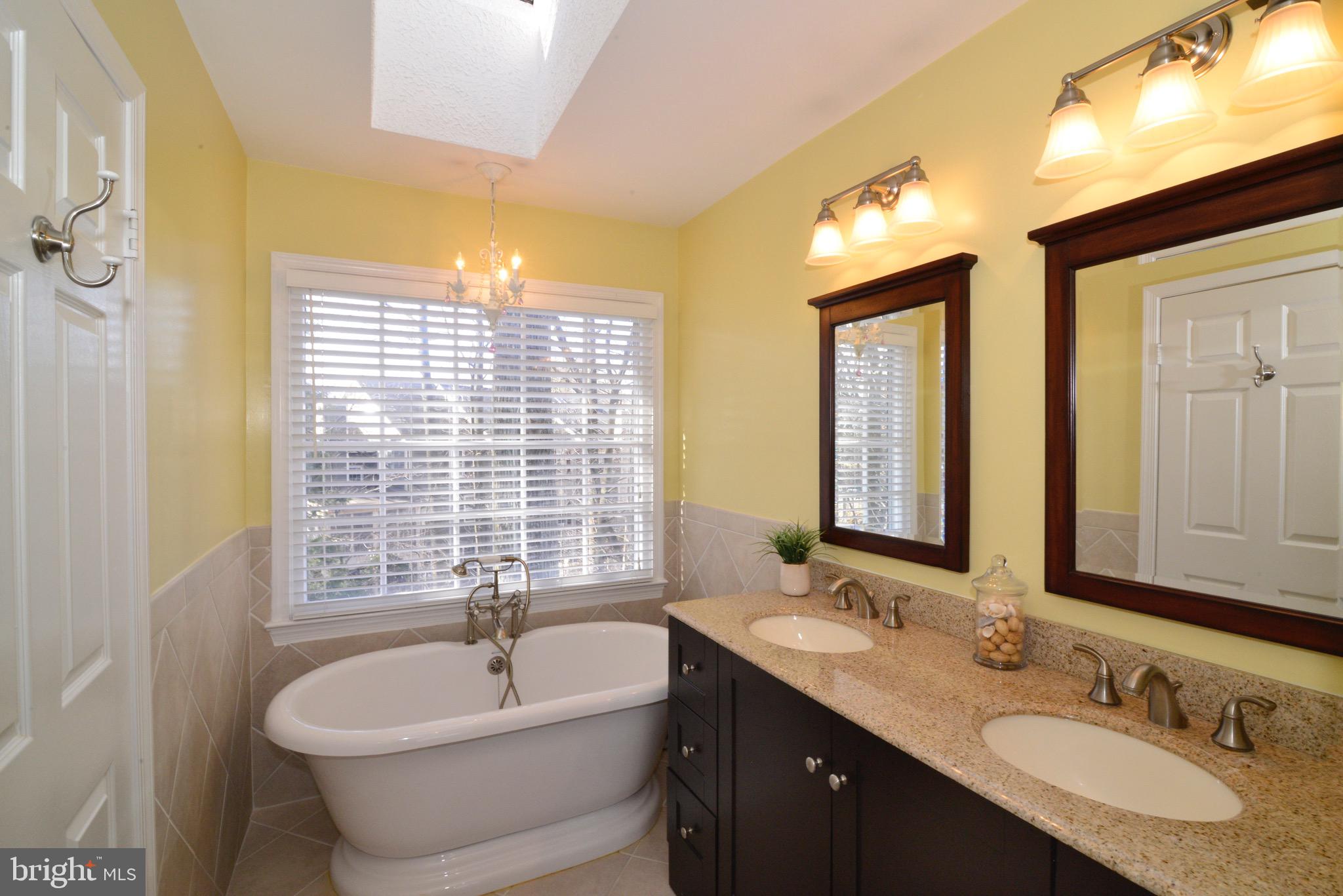 11627 Springhouse Place Reston, VA 20194 - Photo 22 of 46