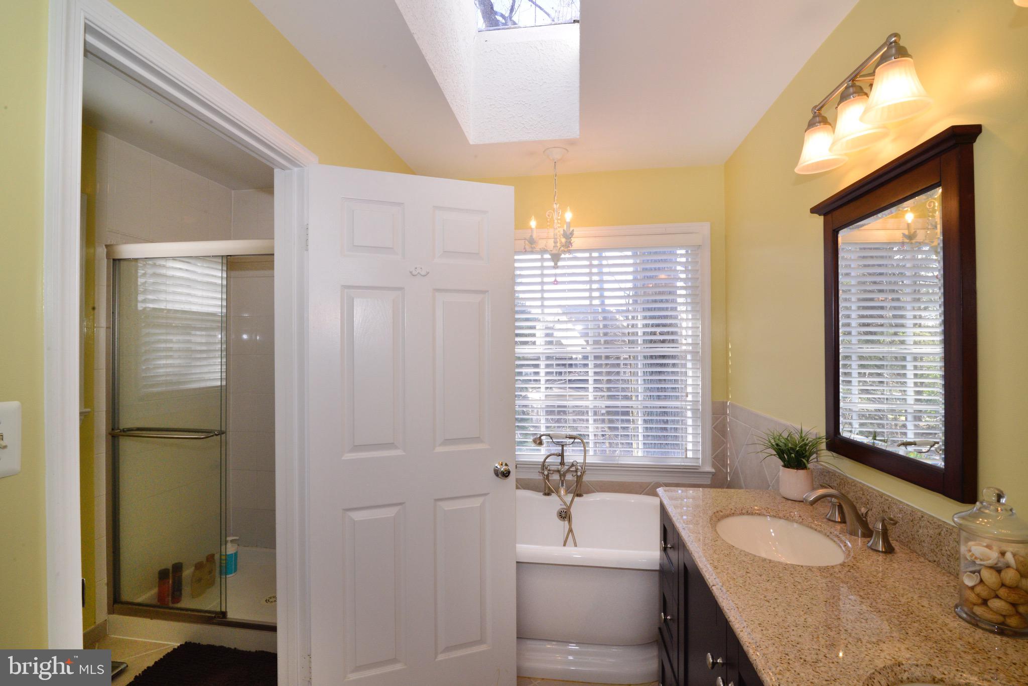 11627 Springhouse Place Reston, VA 20194 - Photo 23 of 46