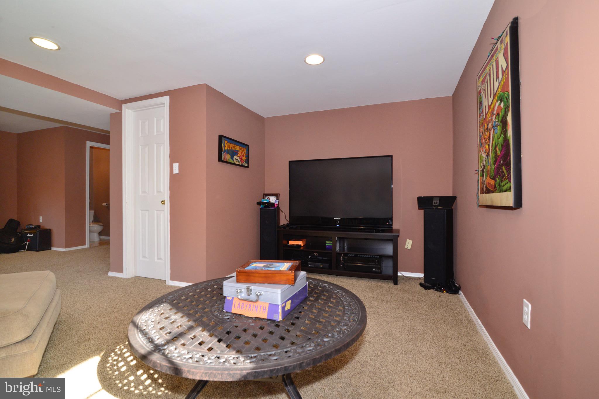 11627 Springhouse Place Reston, VA 20194 - Photo 31 of 46