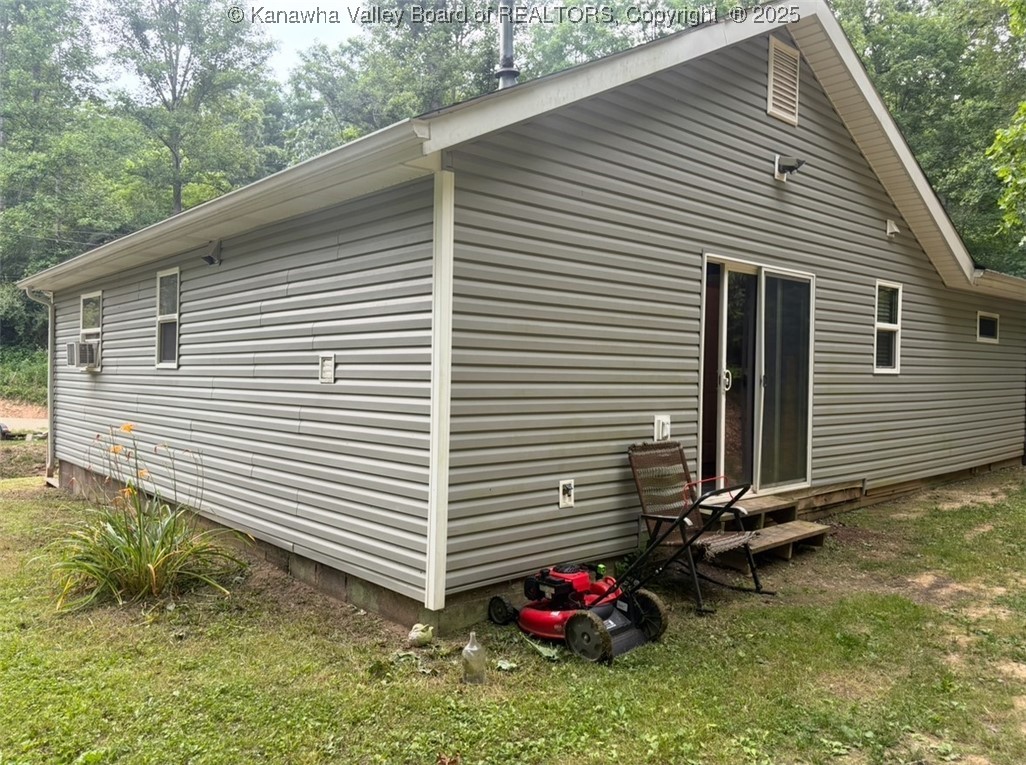 6340 Smith Creek Road Salt Rock, WV 25559 - Photo 6 of 26 Gallery Image 6