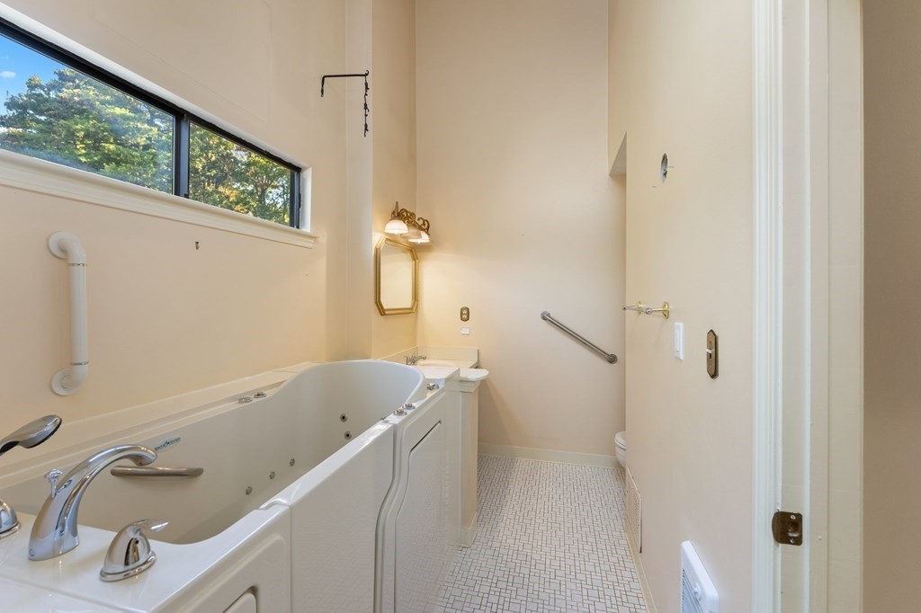 46 East Bluff Road, Unit 46 Ashland, MA 01721 - Photo 19 of 37 Gallery Image 19
