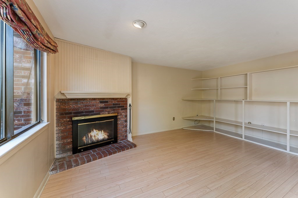 46 East Bluff Road, Unit 46 Ashland, MA 01721 - Photo 8 of 37 Gallery Image 8