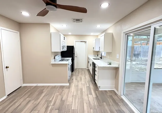 $1,695 | 4119 Ramsgate Street, San Antonio, TX 78230