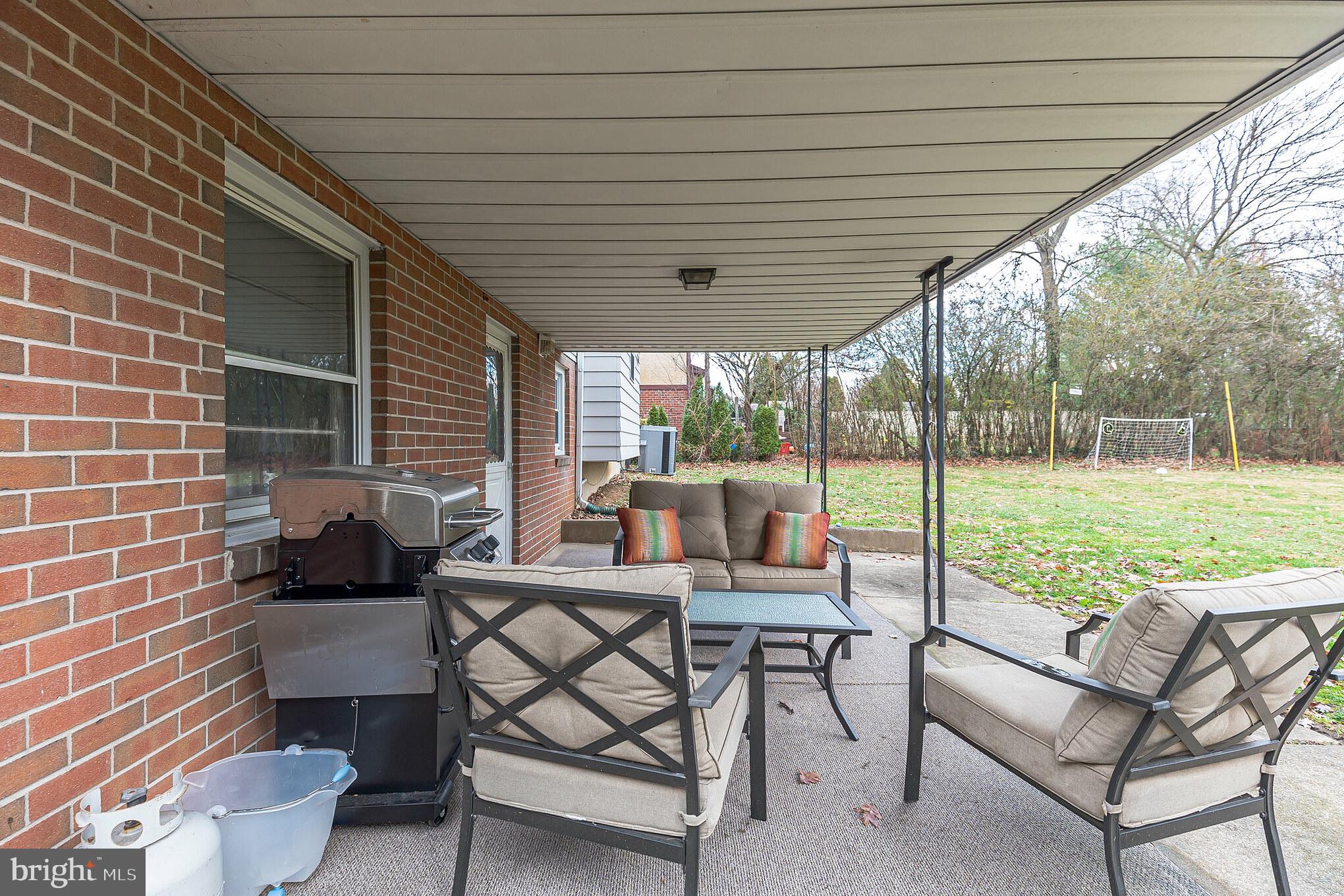 1043 Irvin Road Huntingdon Valley, PA 19006 - Photo 24 of 28