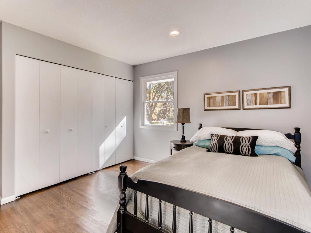 8313 Little Road Bloomington, MN 55437 - Photo 13 of 28 Gallery Image 13
