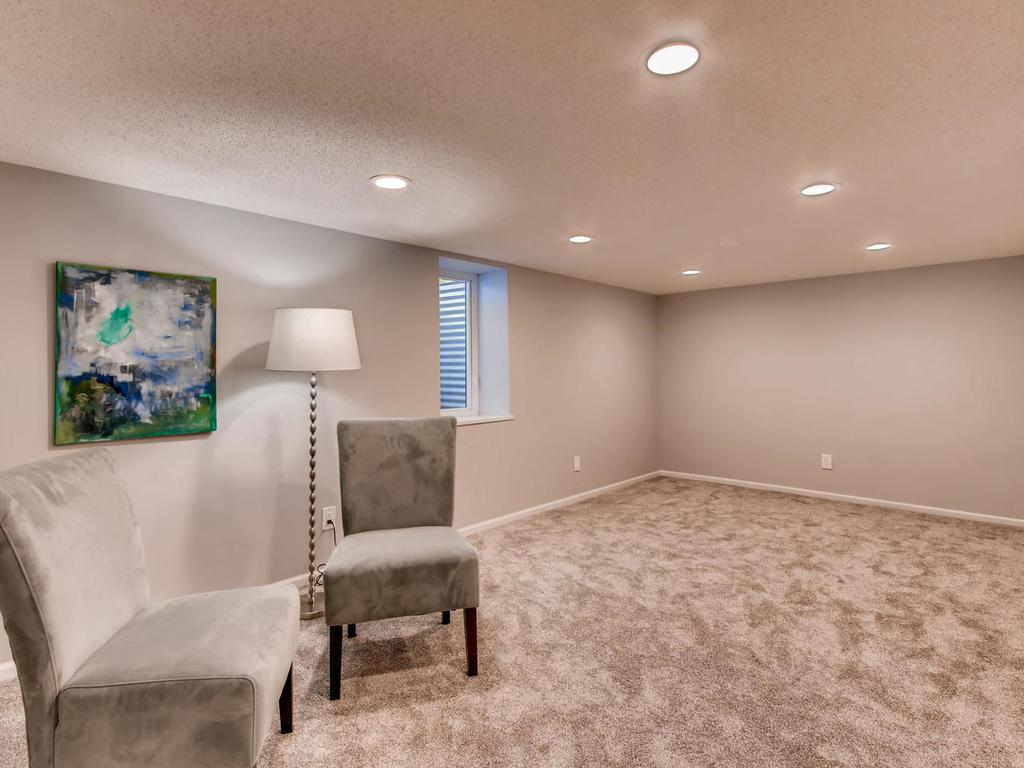8313 Little Road Bloomington, MN 55437 - Photo 17 of 28 Gallery Image 17