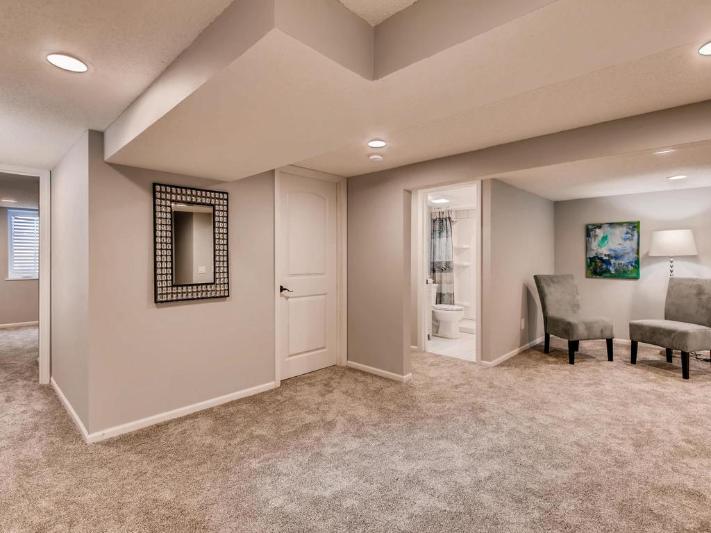 8313 Little Road Bloomington, MN 55437 - Photo 18 of 28 Gallery Image 18