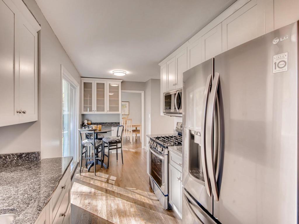 8313 Little Road Bloomington, MN 55437 - Photo 9 of 28 Gallery Image 9