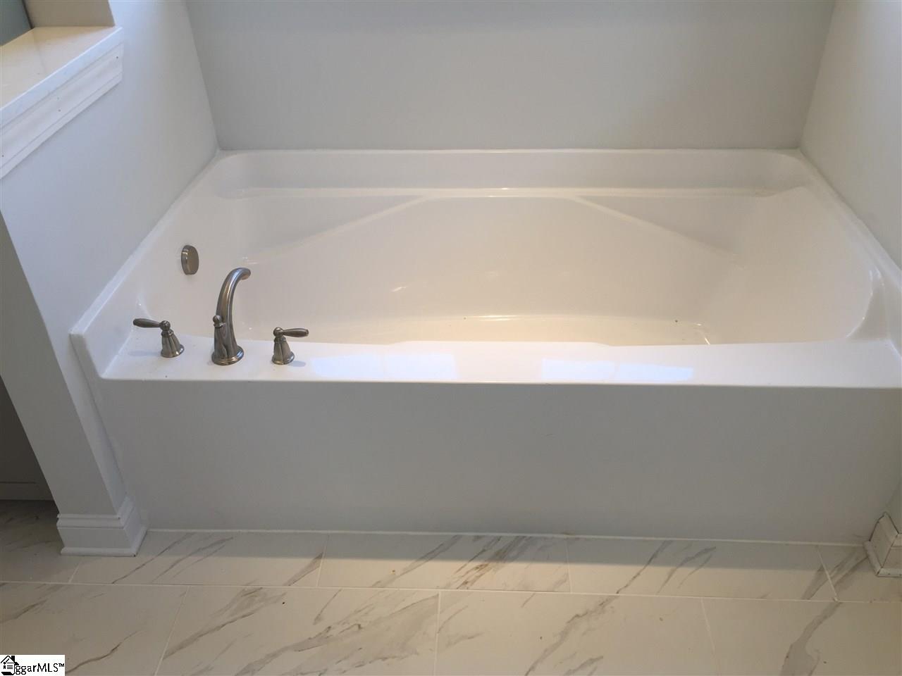 23 Bell Road Greenville, SC 29607 - Photo 21 of 34 Gallery Image 21
